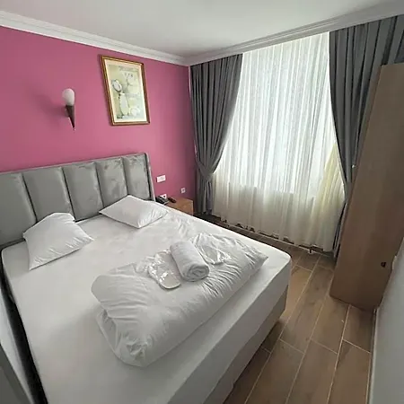 Hotel Mihiran *